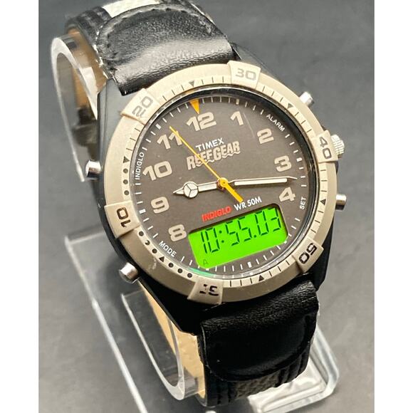 Timex Mens Reef Gear Digital Analog Combo Watch 38mm Adjustable Band WR 50M - Picture 2 of 10